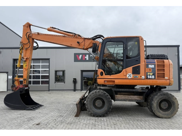 Экскаватор Komatsu PW148-8 (2013)