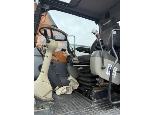 Экскаватор Komatsu PW148-8 (2013)