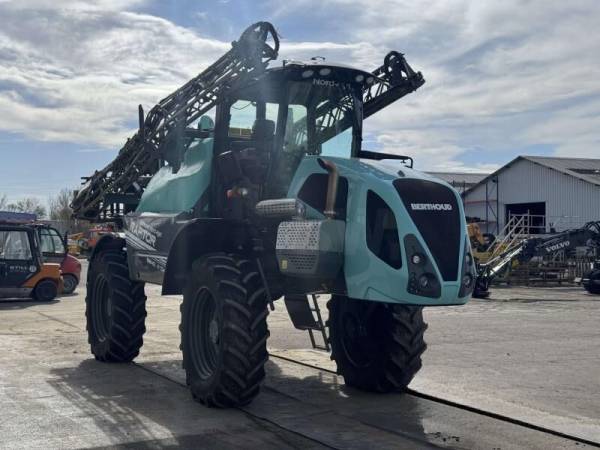 Самоходный опрыскиватель Berthoud Raptor 3240 (2019)