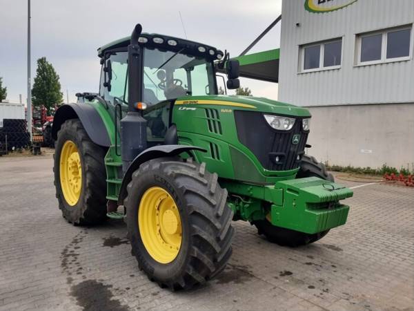 Трактор John Deere 6215 R (2019)