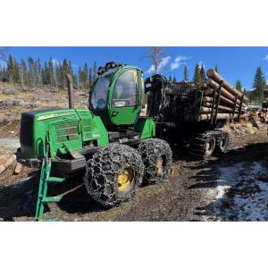 Форвардер лісовий John Deere 1910E (2010)