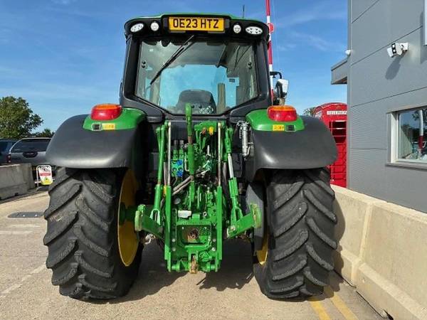 Трактор John Deere 6120M (2023)