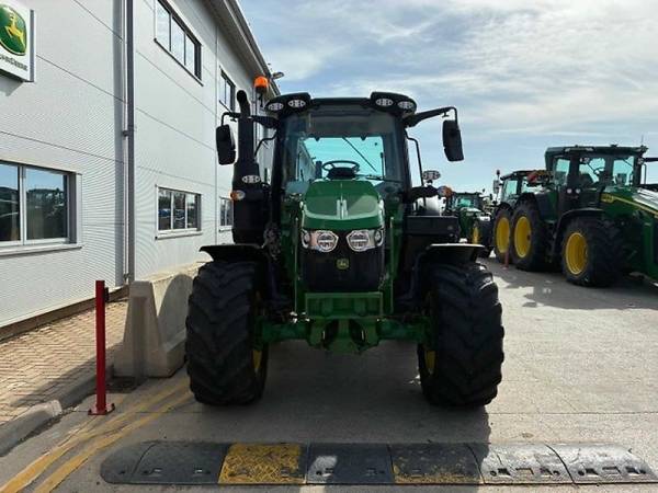 Трактор John Deere 6120M (2023)