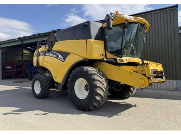 Комбайн New Holland CX 880 (2003)