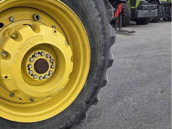Трактор John Deere 8400R (2017)