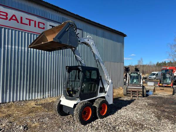 Минипогрузчик Bobcat S450 (2014)