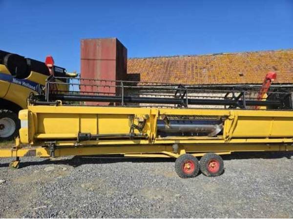 Комбайн New Holland CX 880 (2005)