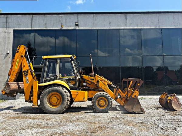 Екскаватор-навантажувач JCB 3CX (1996)
