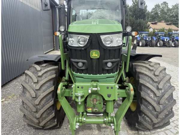 Трактор John Deere 6130R (2015)