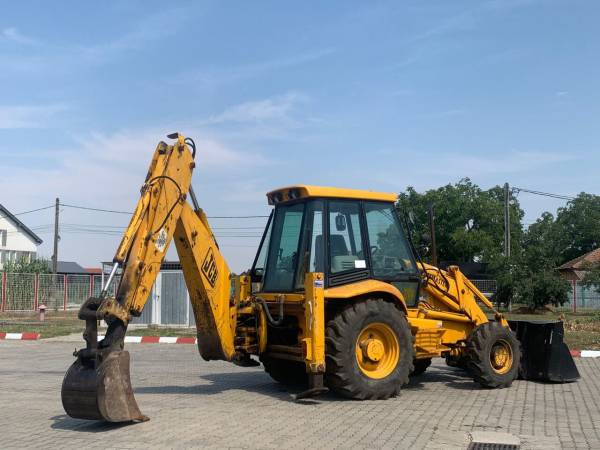 Екскаватор-навантажувач JCB 3CX (2000)