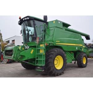 Комбайн John Deere W650