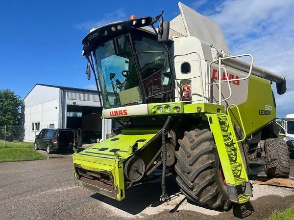 Комбайн Claas Lexion 670 (2011)