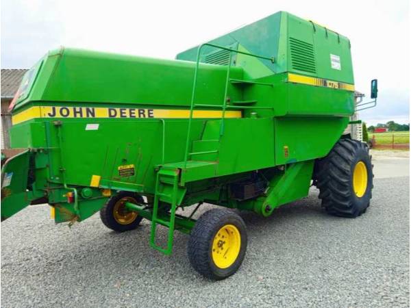 Комбайн John Deere 1075 (1988)