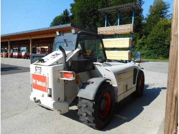 Телескопічний навантажувач Bobcat T2250 (2008)
