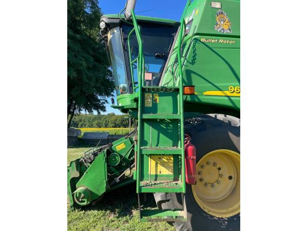 Комбайн John Deere 9660 STS (2007)