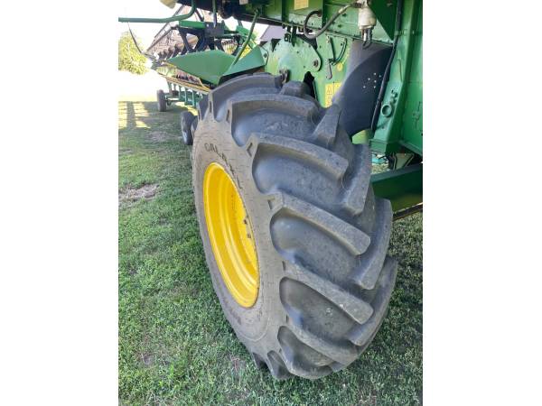 Комбайн John Deere 9660 STS (2007)