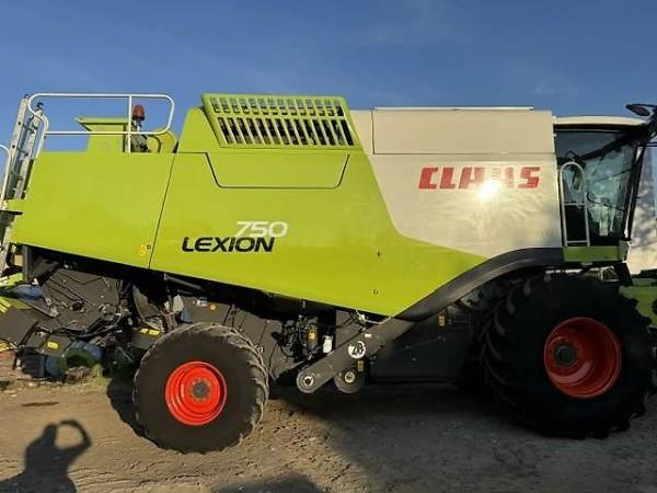 Комбайн Claas Lexion 750 (2011)