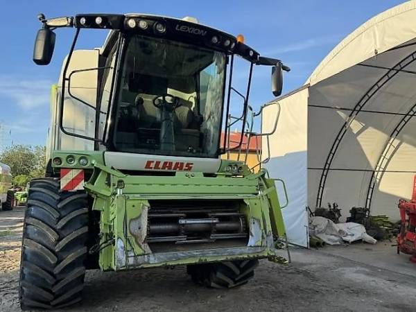Комбайн Claas Lexion 750 (2011)
