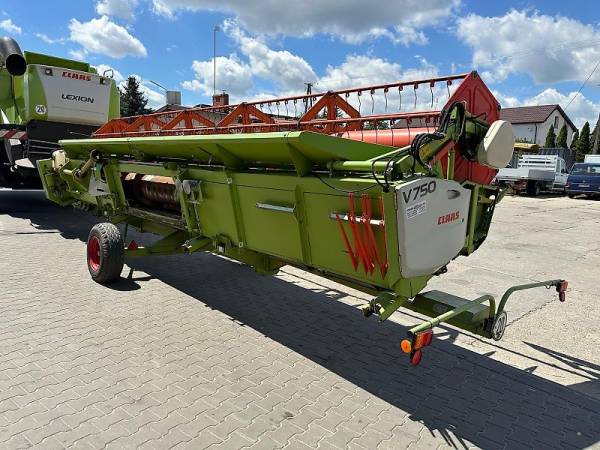 Комбайн Claas Lexion 640 (2011)