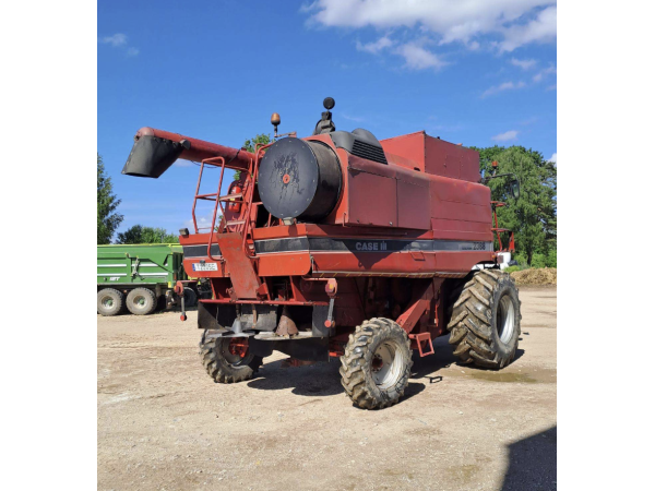 Комбайн Case IH 2388 (2001)