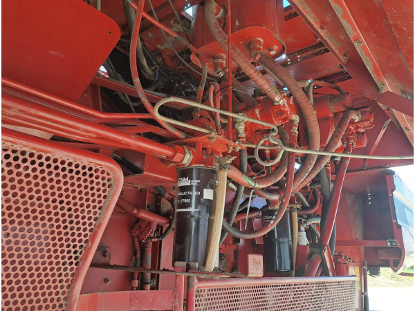 Комбайн Case IH 2388 (2001)