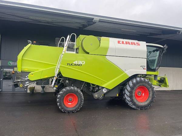 Комбайн Claas Tucano 430 (2010)