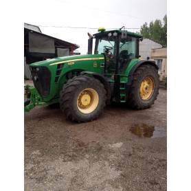 Трактор John Deere 8230 (2007)