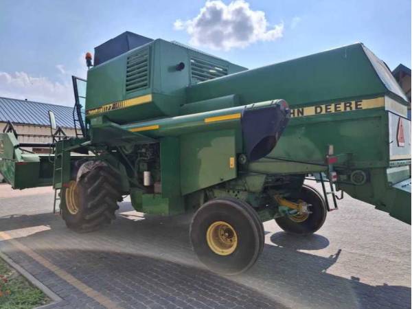 Комбайн John Deere 1177 (1991)