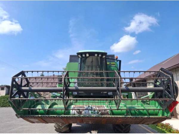 Комбайн John Deere 1177 (1991)