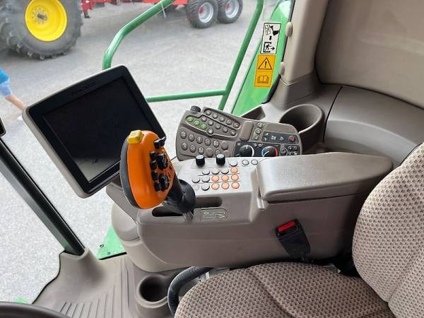 Комбайн John Deere S670 HillMaster (2015)