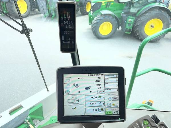 Комбайн John Deere S670 HillMaster (2015)