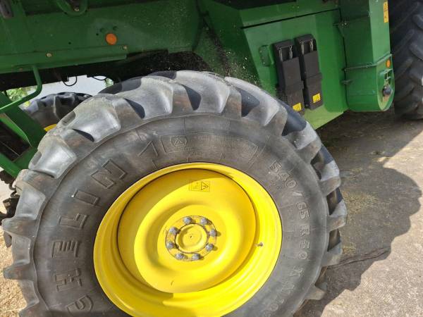 Комбайн John Deere W660i (2008)