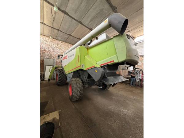 Комбайн Claas Lexion 580 (2004)