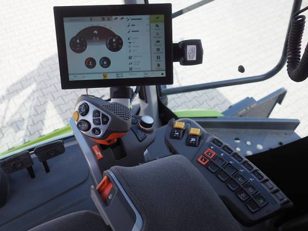 Комбайн Claas Lexion 6700 (2020)