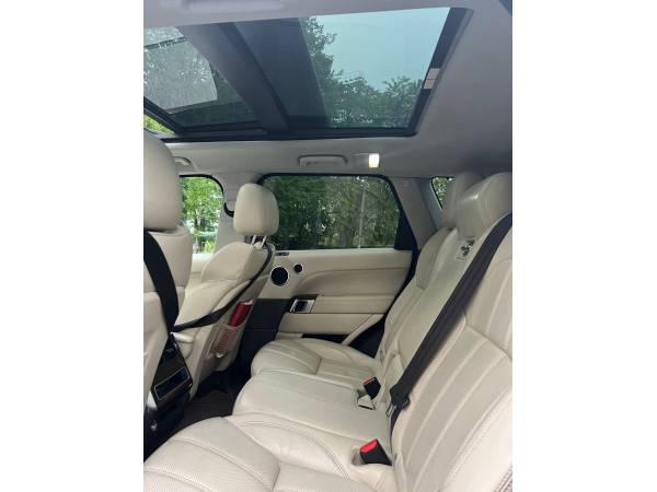 Автомобіль  Land Rover Range Rover Sport (2017)