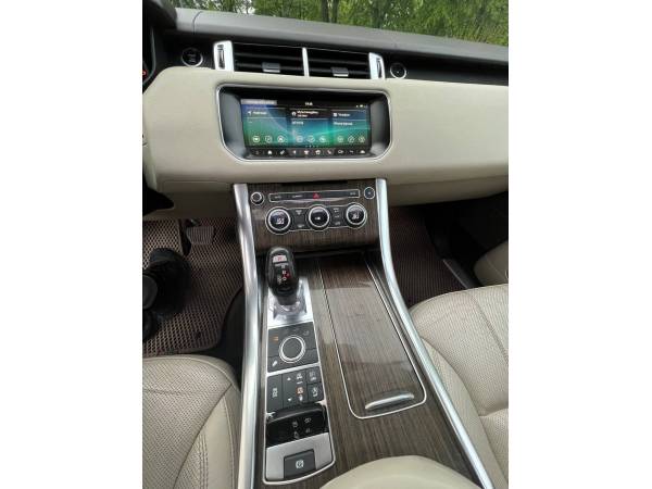 Автомобіль  Land Rover Range Rover Sport (2017)