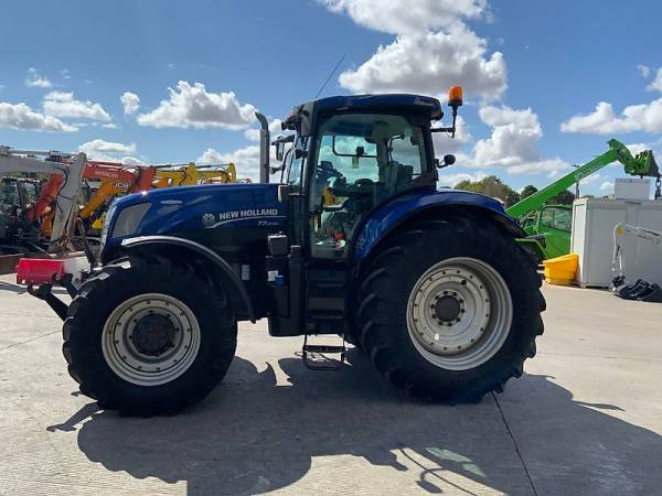 Трактор New Holland T7.270 (2014)