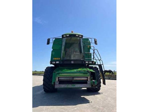 Комбайн John Deere 2066 (1996)