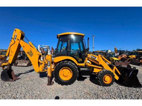 Екскаватор-навантажувач JCB 3CX (2005)