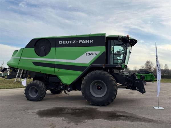 Комбайн Deutz-Fahr C9206 TS (2016)