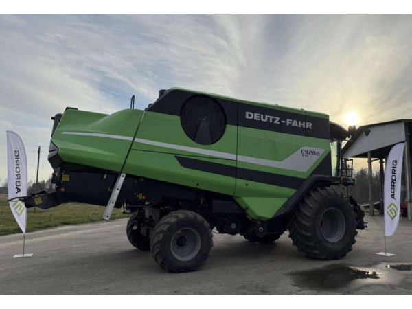Комбайн Deutz-Fahr C9206 TS (2016)
