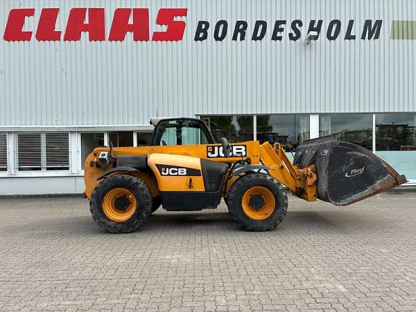 Навантажувач JCB 541-70 Agri Super (2010)