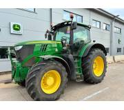 Трактор John Deere 6210R