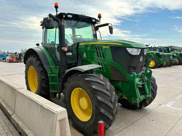 Трактор John Deere 6210R (2012)