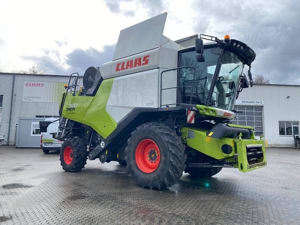 Комбайн Claas Trion 520 (2023)
