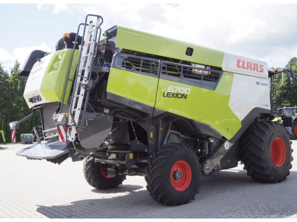Комбайн Claas Lexion 6700 (2022)
