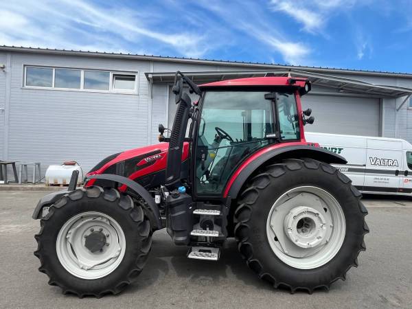 Трактор Valtra G135 (2023)