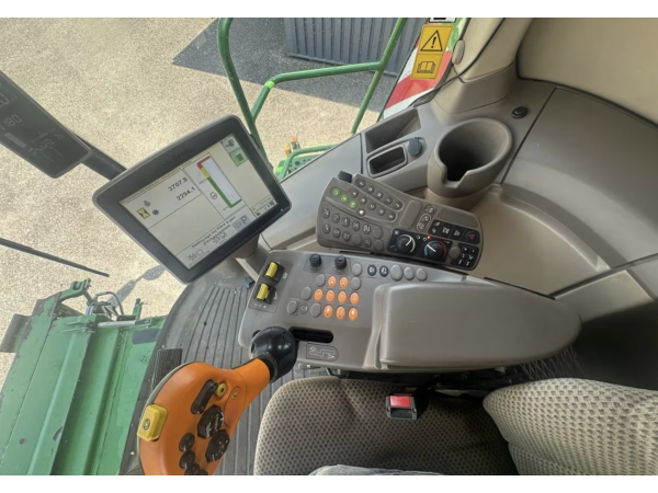 Комбайн John Deere T560i HillMaster (2015)