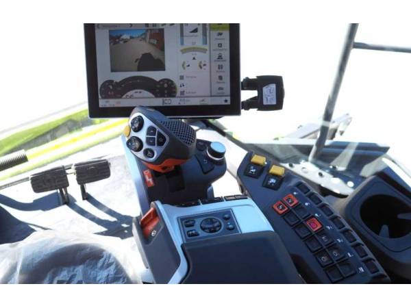 Комбайн Claas Trion 720 (2023)