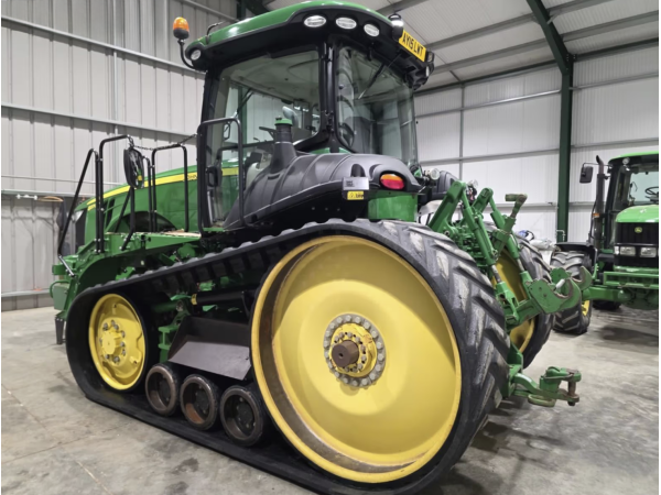 Трактор John Deere 8370 RT (2015)
